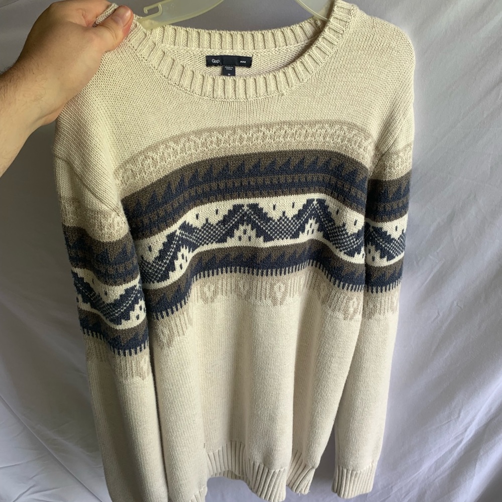 Gap Chunky Winter Cream Sweater with design M